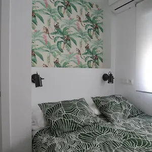 https://cute-central-apartment.es-andalucia.com