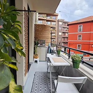 https://central-river-room-private-wc.bilbaohotelsspain.com